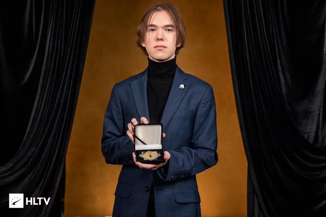 football-transition-flow